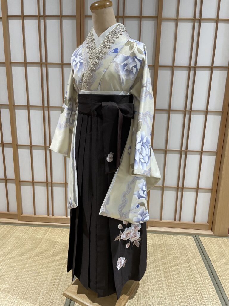 卒業式は“大人かわいい”袴で差をつけよー！